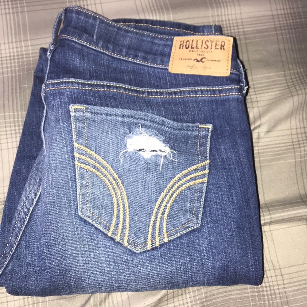 Hollister slightly ripped jeans